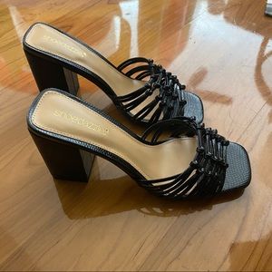 Strappy Knotted Heeled Sandals